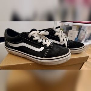 Vans size 7
